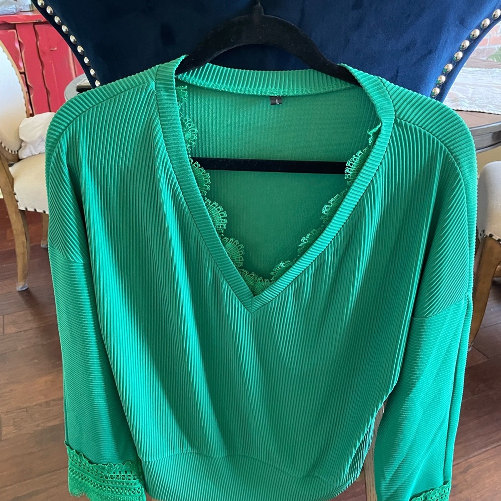 Elegant Green V-Neck Women's Top